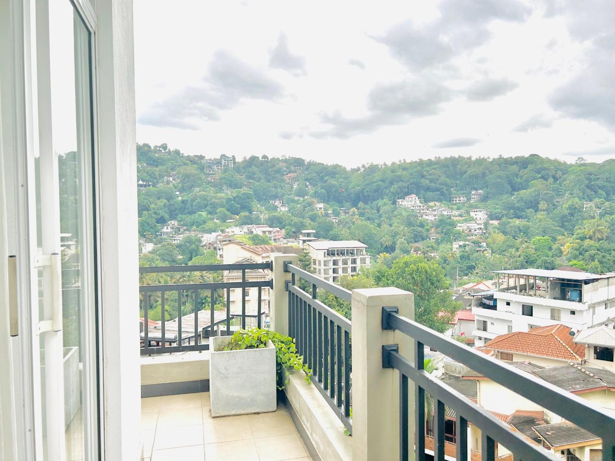 The Terrace Kandy Luaran gambar